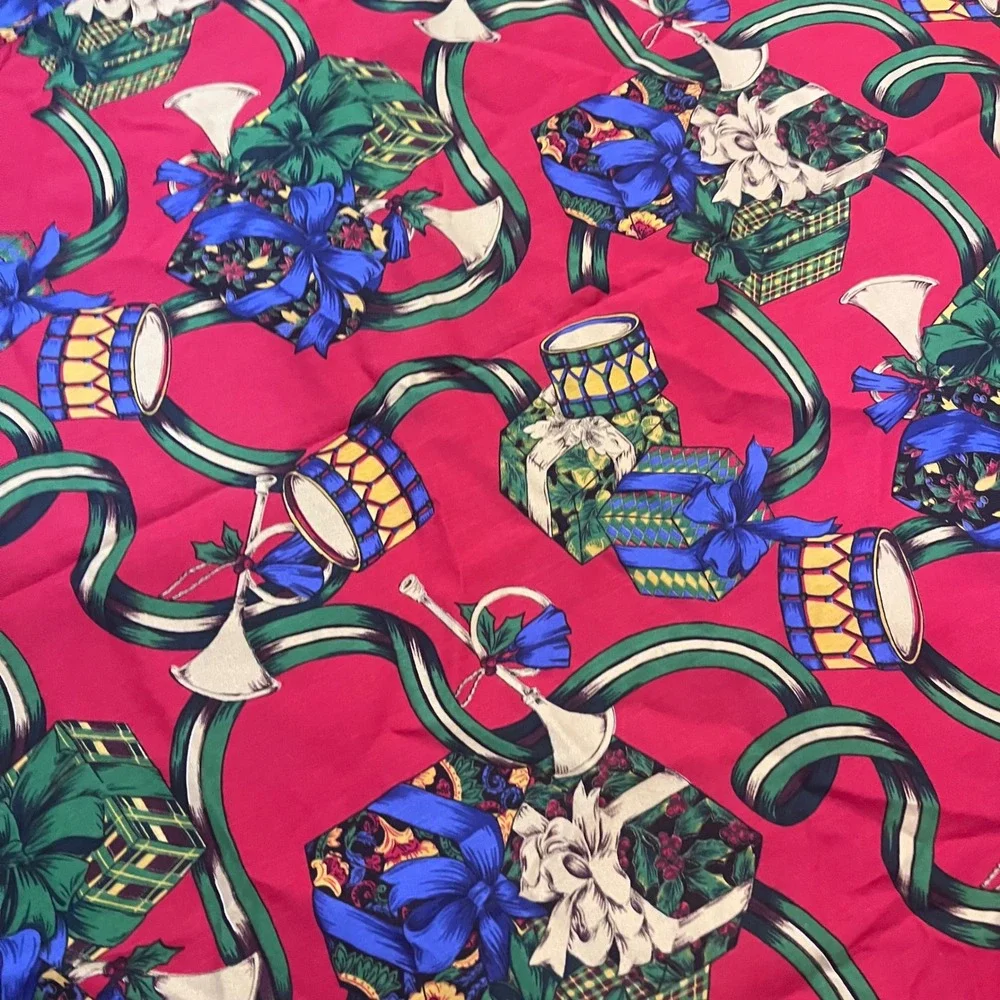 Vtg Christmas Gifts Drums Horns Red Rectangular Holiday Tablecloth 60x82